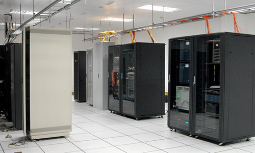 <b>如何選擇機房UPS電力監控係統</b>