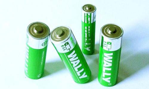 <b>一節幹電池電壓是多少?幹電池型號分類</b>