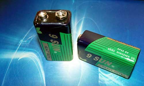 <b>碳性電池和堿性電池怎麽區分？</b>