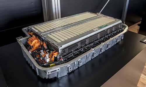 <b>全固態鋰離子電池是新能源汽車下一個發展風口</b>
