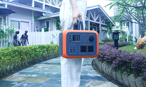 <b>購買戶外便攜式移動電源無從下手?還得看這幾點！</b>